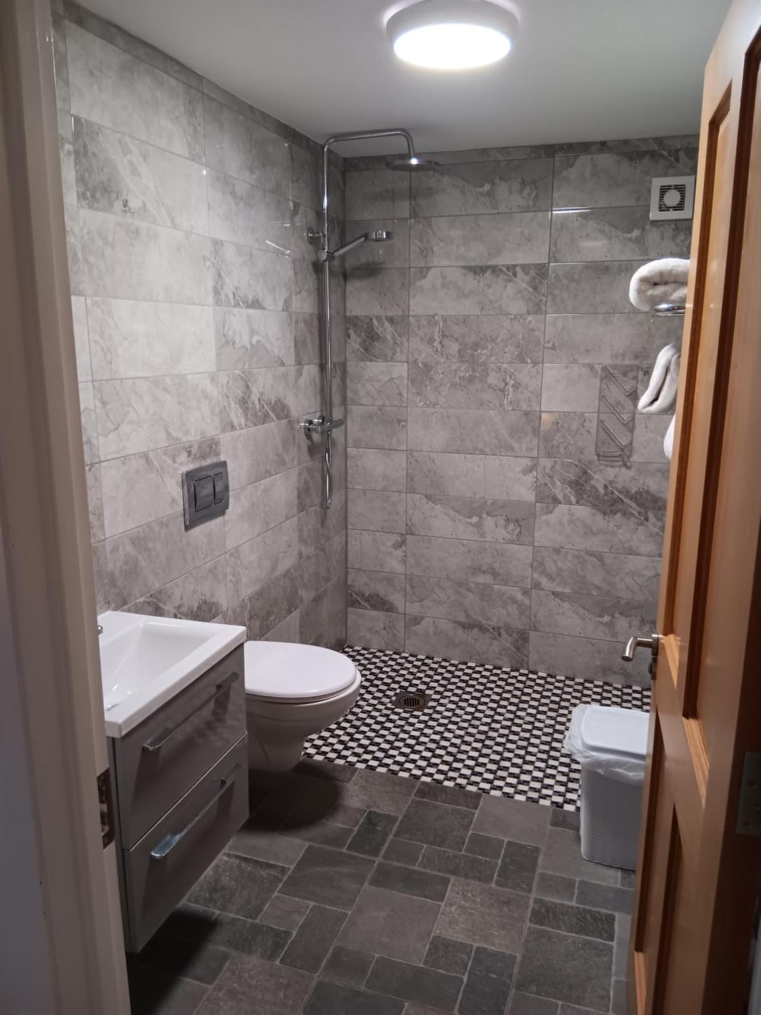 Matty'S Pub - Apartment'S Carlow Bilik gambar